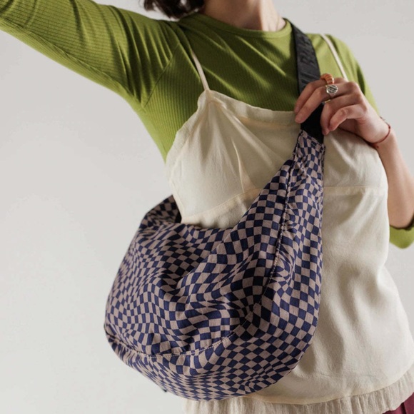 DISO BAGGU MEDIUM TRIPPY BAG - Picture 2 of 3